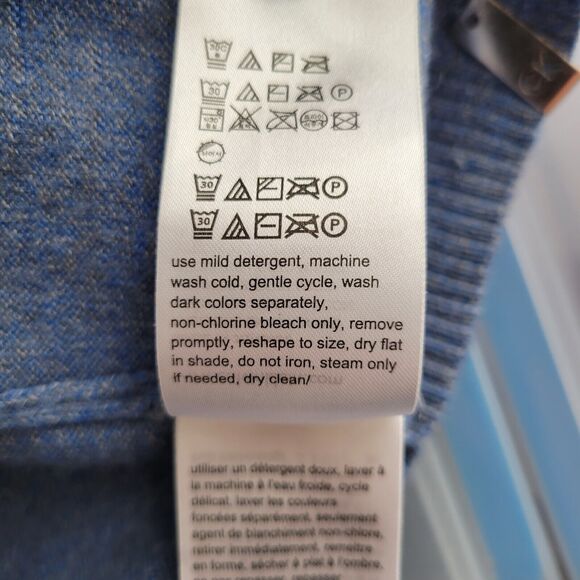 Calvin Klein Sweater Women's Large Blue V-Neck Merino Wool Blend Ombre Stripe - Picture 6 of 8